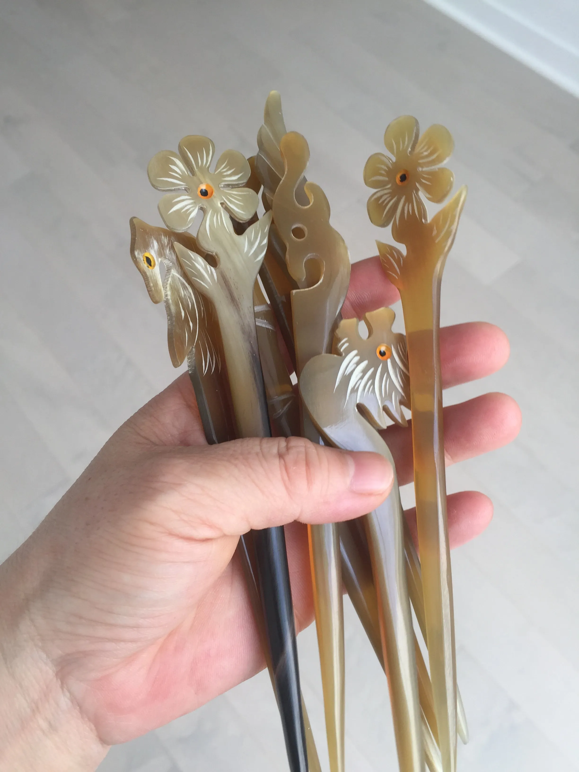 100% Natural Buffalo Horn carved flowers/bamboo/Auspicious Clouds/love bird stick hairpin CB81 (Add-on item! not for sale individually)