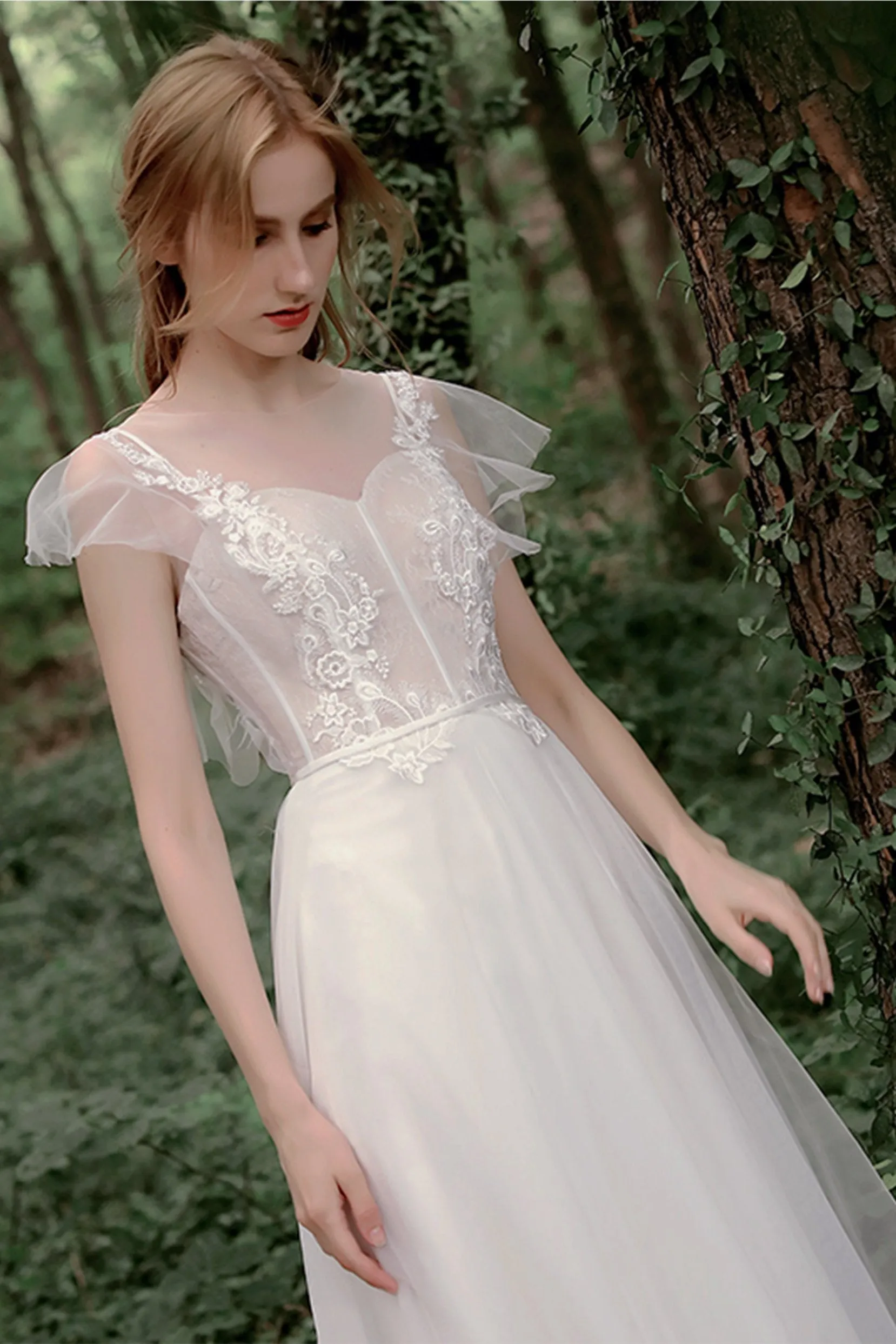 A-Line Sweep-Brush Train Lace Tulle Wedding Dress CW2761