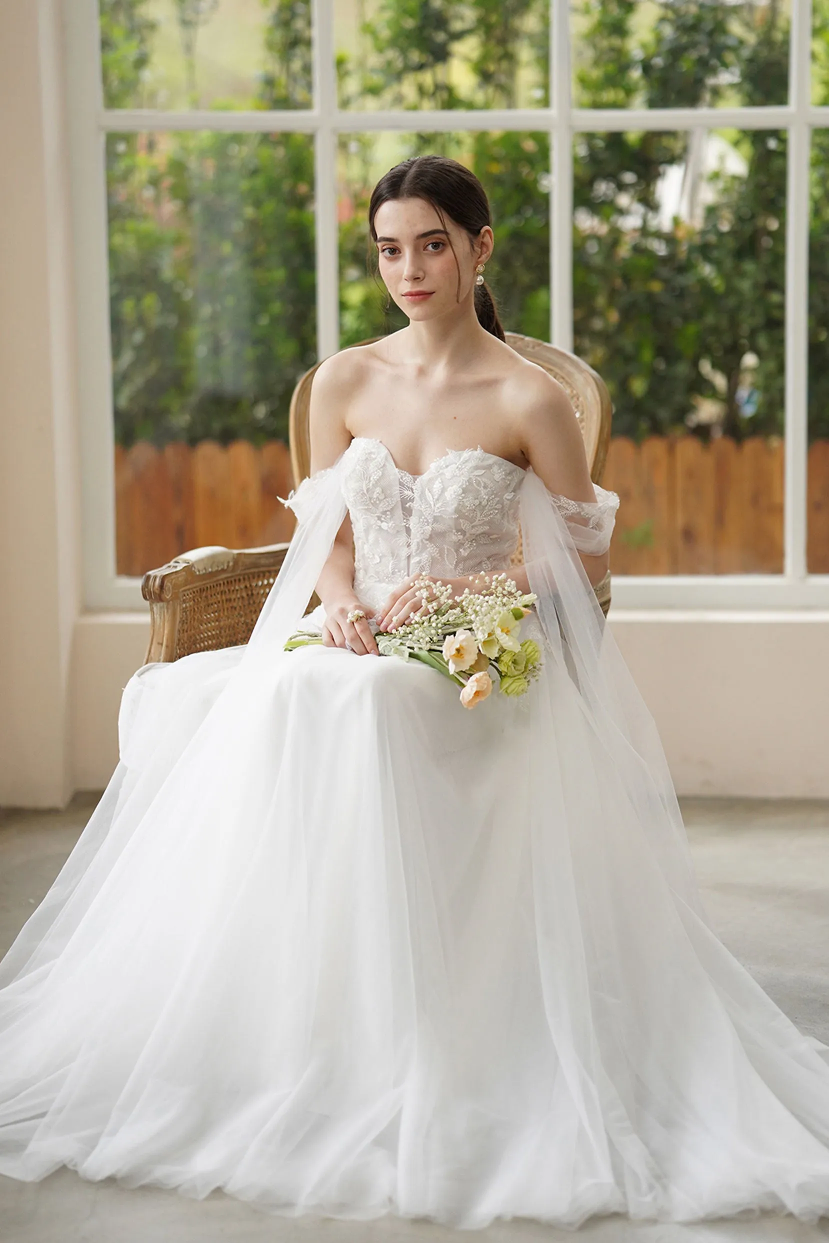 A-Line Sweep-Brush Train Lace Tulle Wedding Dress CW3313