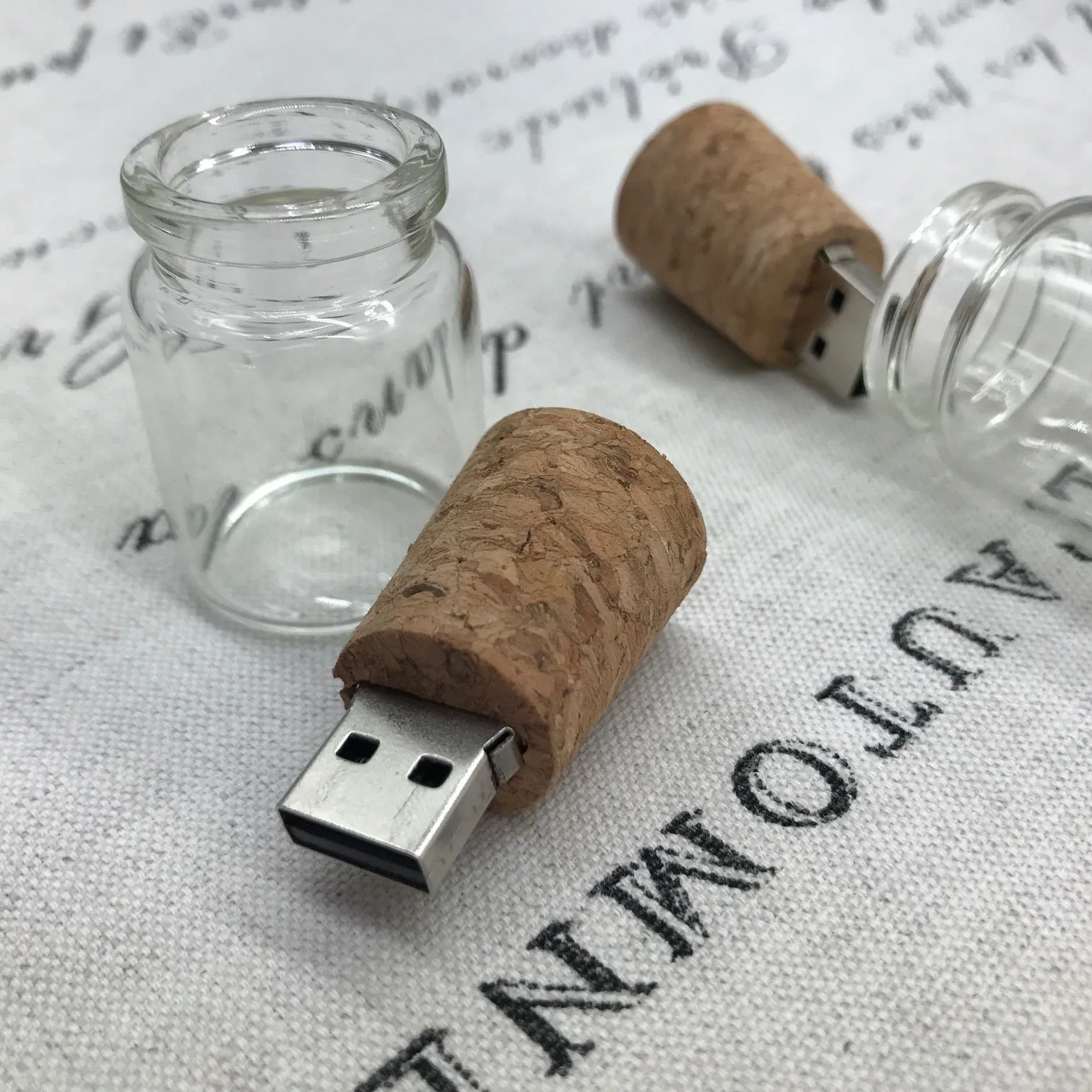 Drifting message-in-a-bottle USB