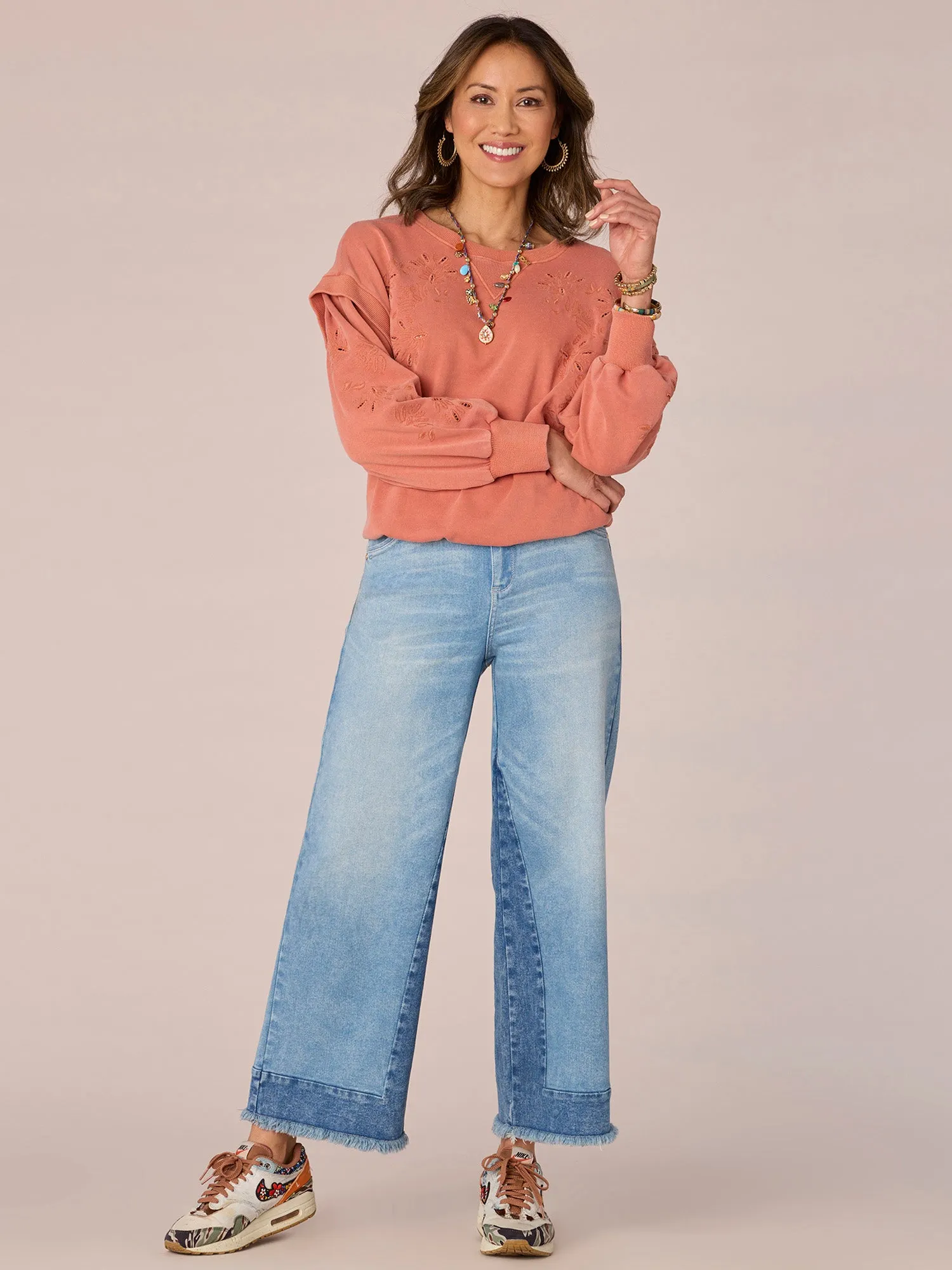 Long Flange Sleeve Scoop Neck Embroidered Petite Sweatshirt