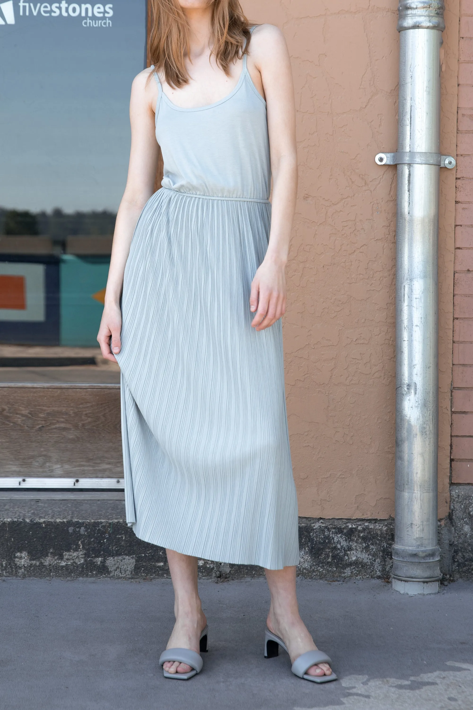 PLEATED MIDI DRESS