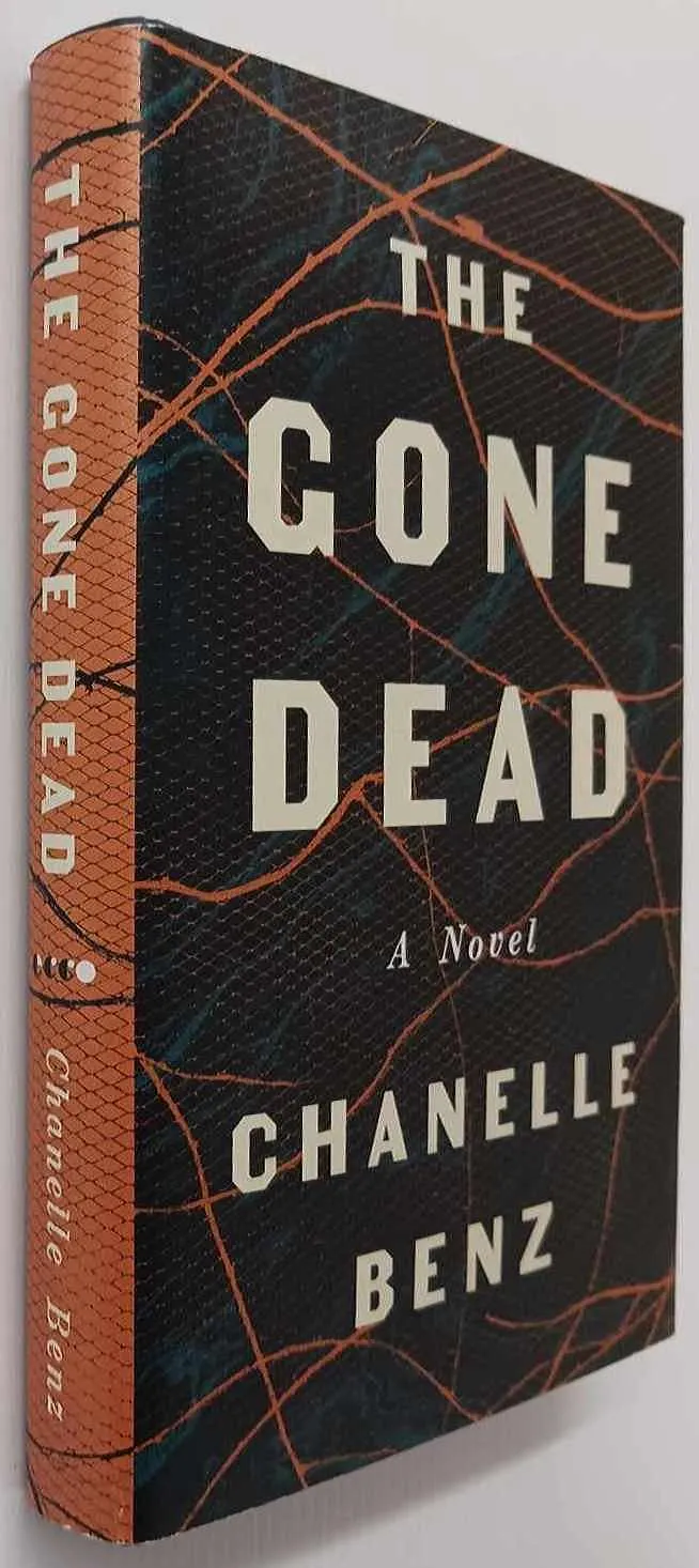 THE GONE DEAD - Chantelle Benz